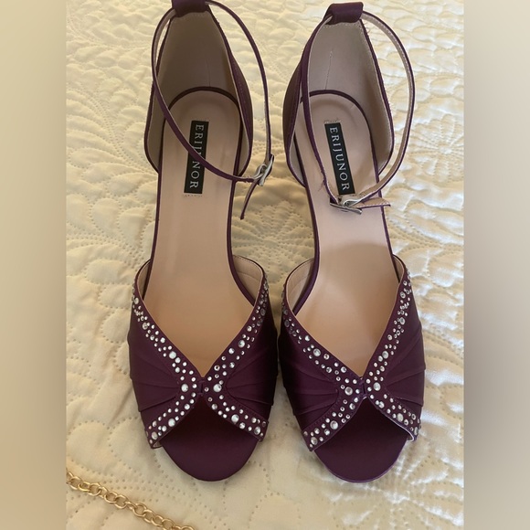 ERIJUNOR Women’s Low Heel Removable Ankle Strap Rhinestones Pleat Satin shoes - Picture 1 of 6